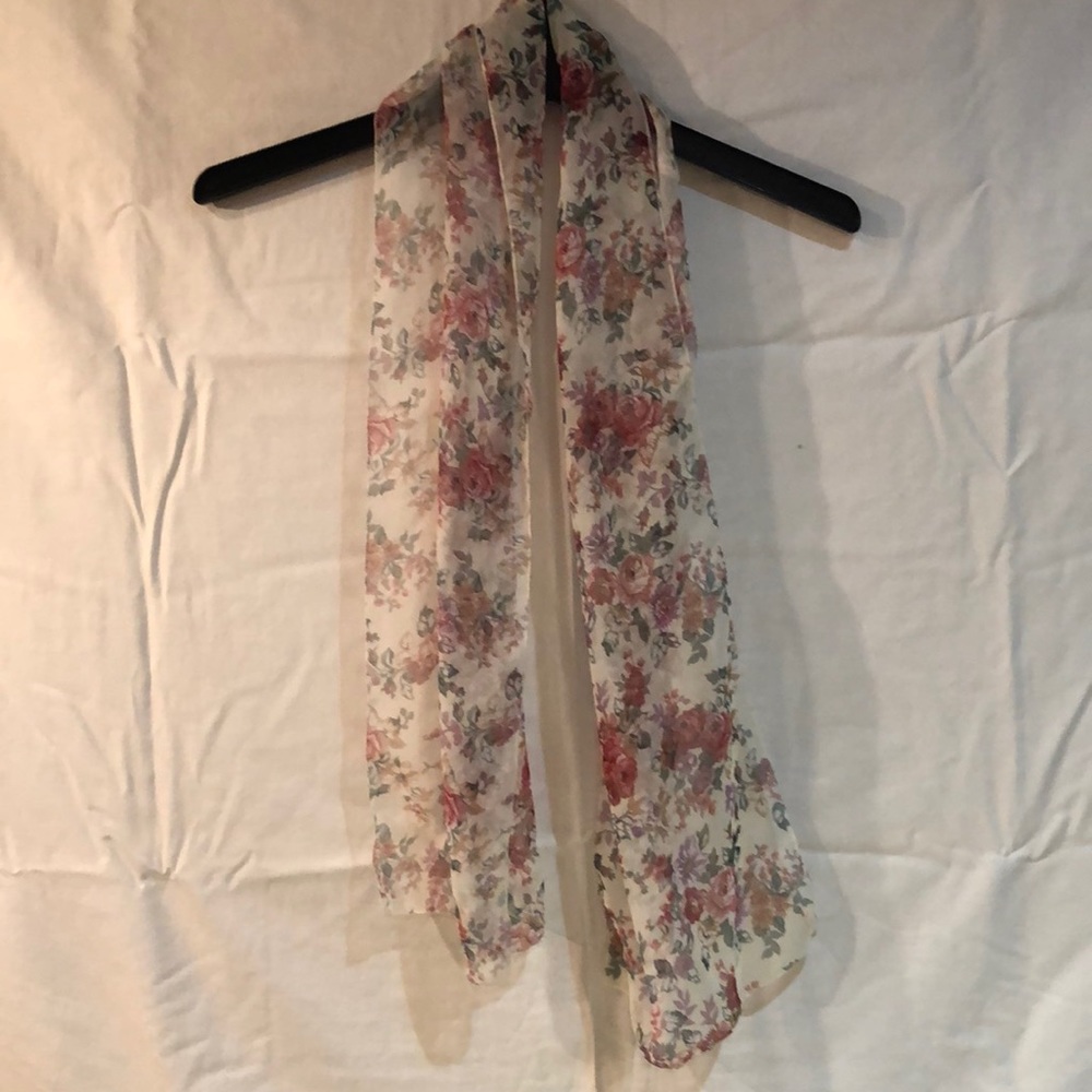 🧣Bundle 3 scarves and save! Spring capsule scarf!